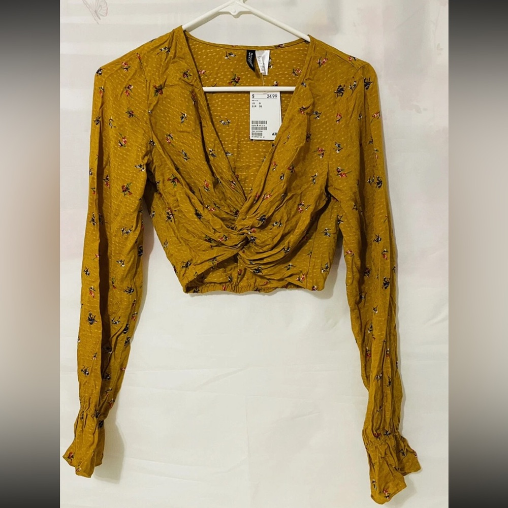 H&M  Divided  summer  Floral blouse long sleeves - size  0 New